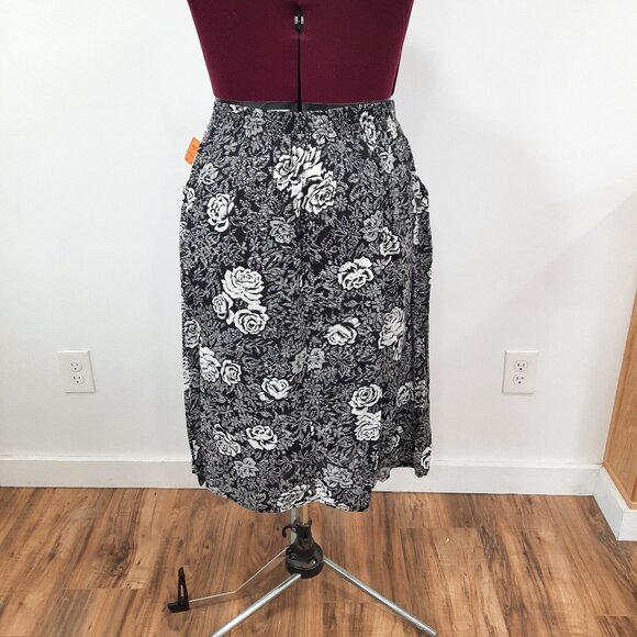 Vtg 70s black & white floral skirt - Carole Wren for Montgomery Ward - NWT - Picture 4 of 11